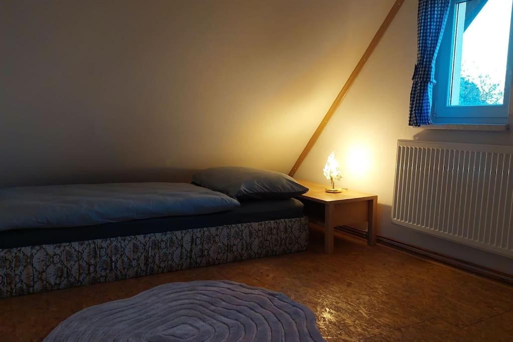 Klasicky Dum, 5 Loznic , 5 Bedrooms, * Praha