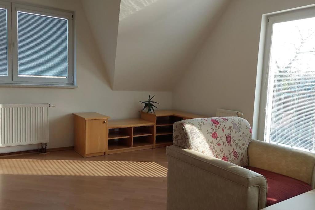 Prázdninový dům Klasicky Dum, 5 Loznic , 5 Bedrooms,