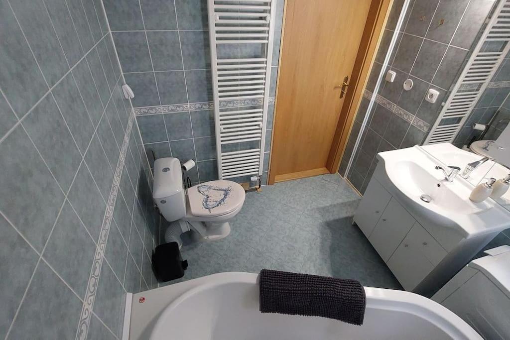 Klasicky Dum, 5 Loznic , 5 Bedrooms, Prázdninový dům *