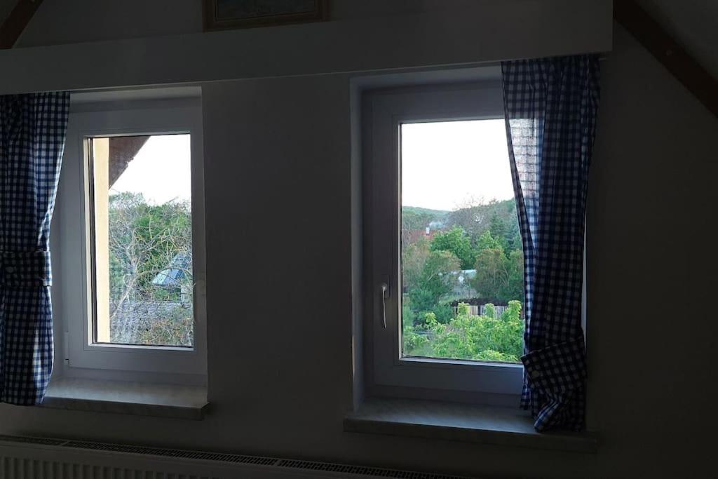 Klasicky Dum, 5 Loznic , 5 Bedrooms, Praha