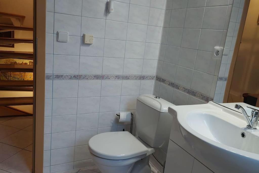 Klasicky Dum, 5 Loznic , 5 Bedrooms, Prázdninový dům Praha